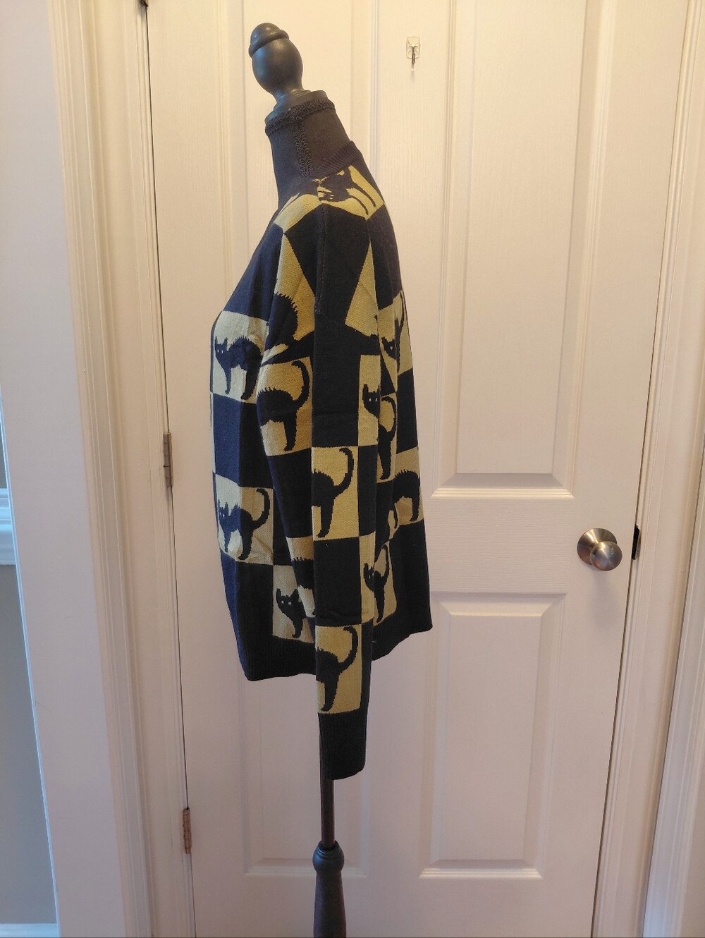 New Black Cat Halloween Sweater Women’s Small Army Green Black Checkered Soft Kn - Picture 7 of 8